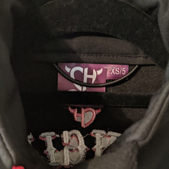 Cowgirl Hardware Girls Softshell Vest - Picture 5 of 7